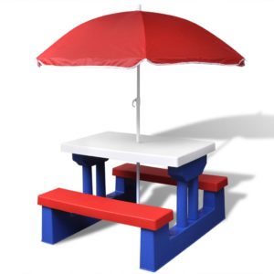 Detský piknikový stôl s lavičkami a slnečníkom